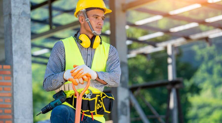 Expert Emergency Roof Repairs services in Chattahoochee, FL